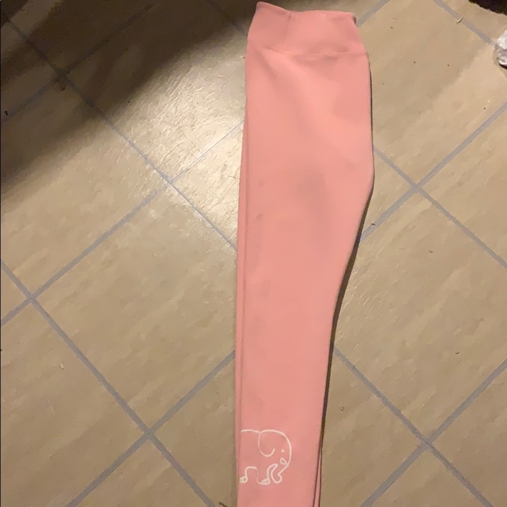 Ivory Ella extra large pink leggings